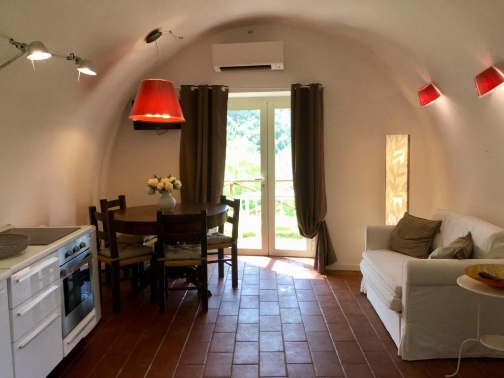 Agriturismo La Commenda-Adults Only Каша Экстерьер фото